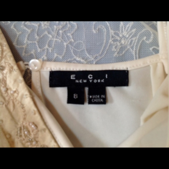 Wedding or evening wear - Picture 7 of 8